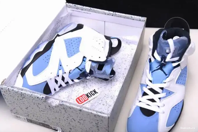 One Kick CT8529-410 Jordan UNC Air 6 0626